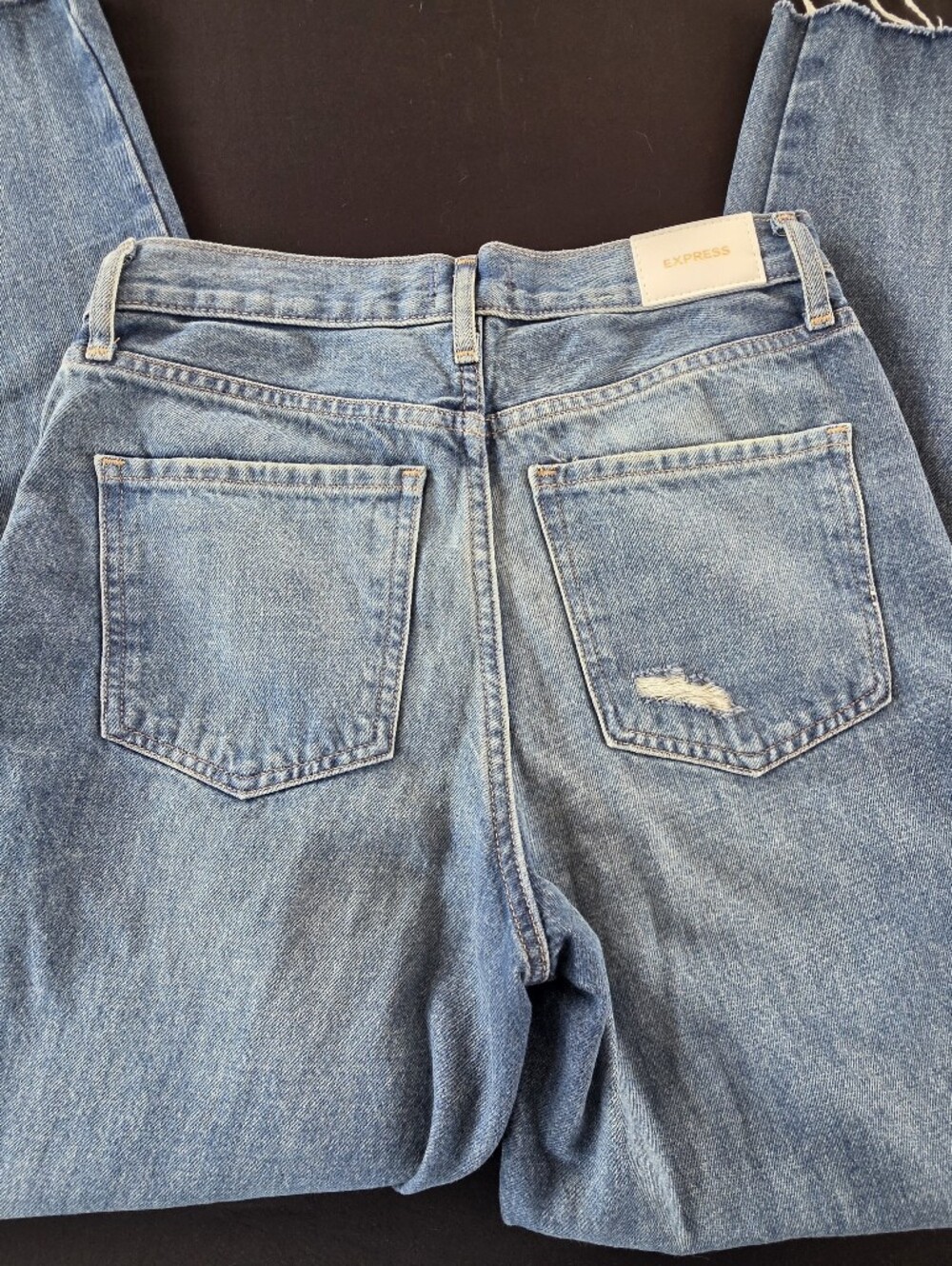 Express Boot Cut High Rise Jeans in Medium Blue Wash Size 4 Short - Picture 3 of 4